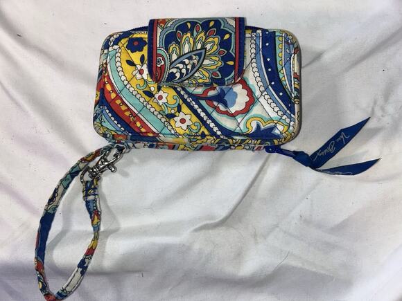 Vera Bradley Handbags - Vera Bradley Marina Paisley Carry It All Wristlet Wallet Quilted Vibrant